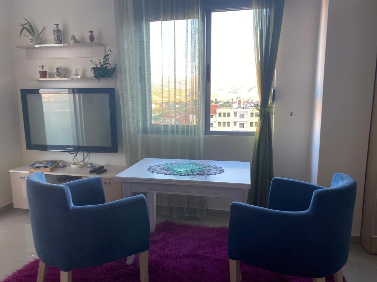 Guest'S Apartament Pogradec Bagian luar foto