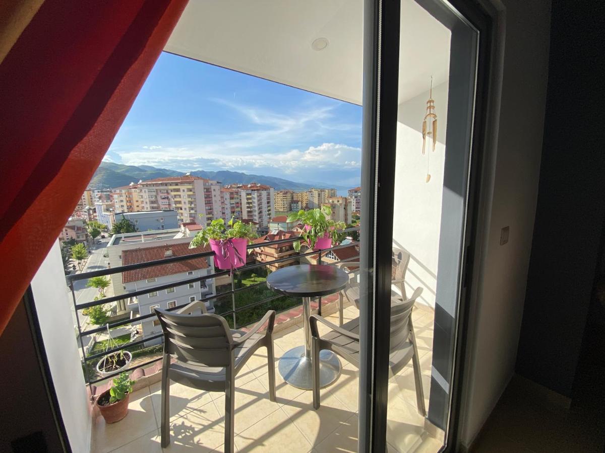 Guest'S Apartament Pogradec Bagian luar foto
