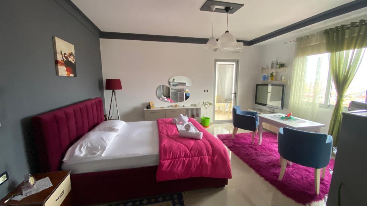 Guest'S Apartament Pogradec Bagian luar foto