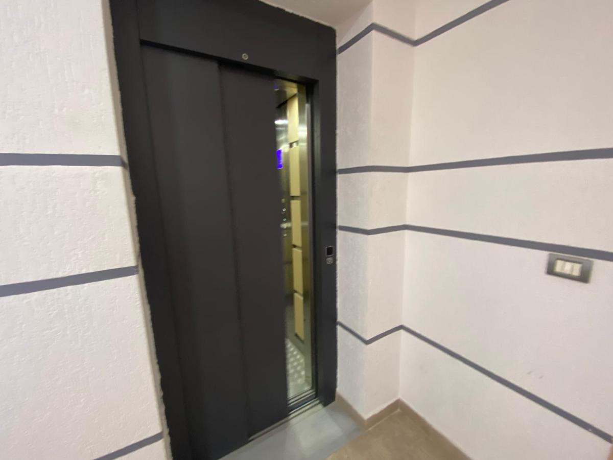 Guest'S Apartament Pogradec Bagian luar foto