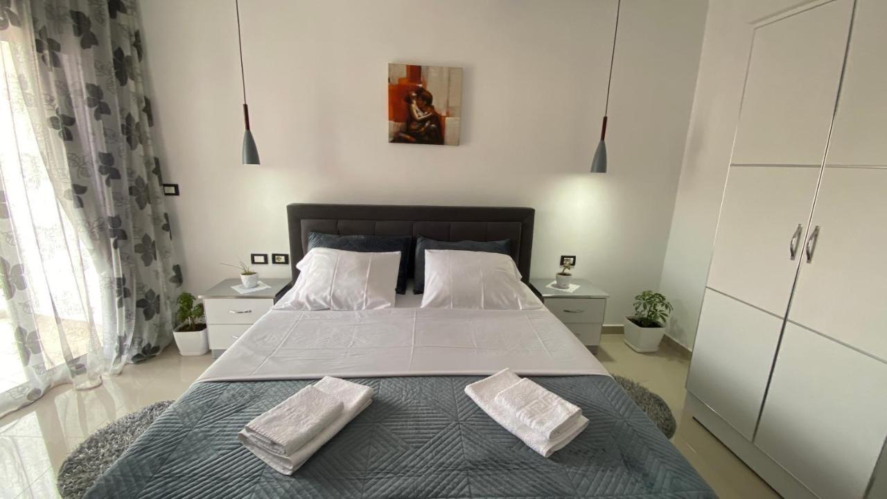 Guest'S Apartament Pogradec Bagian luar foto