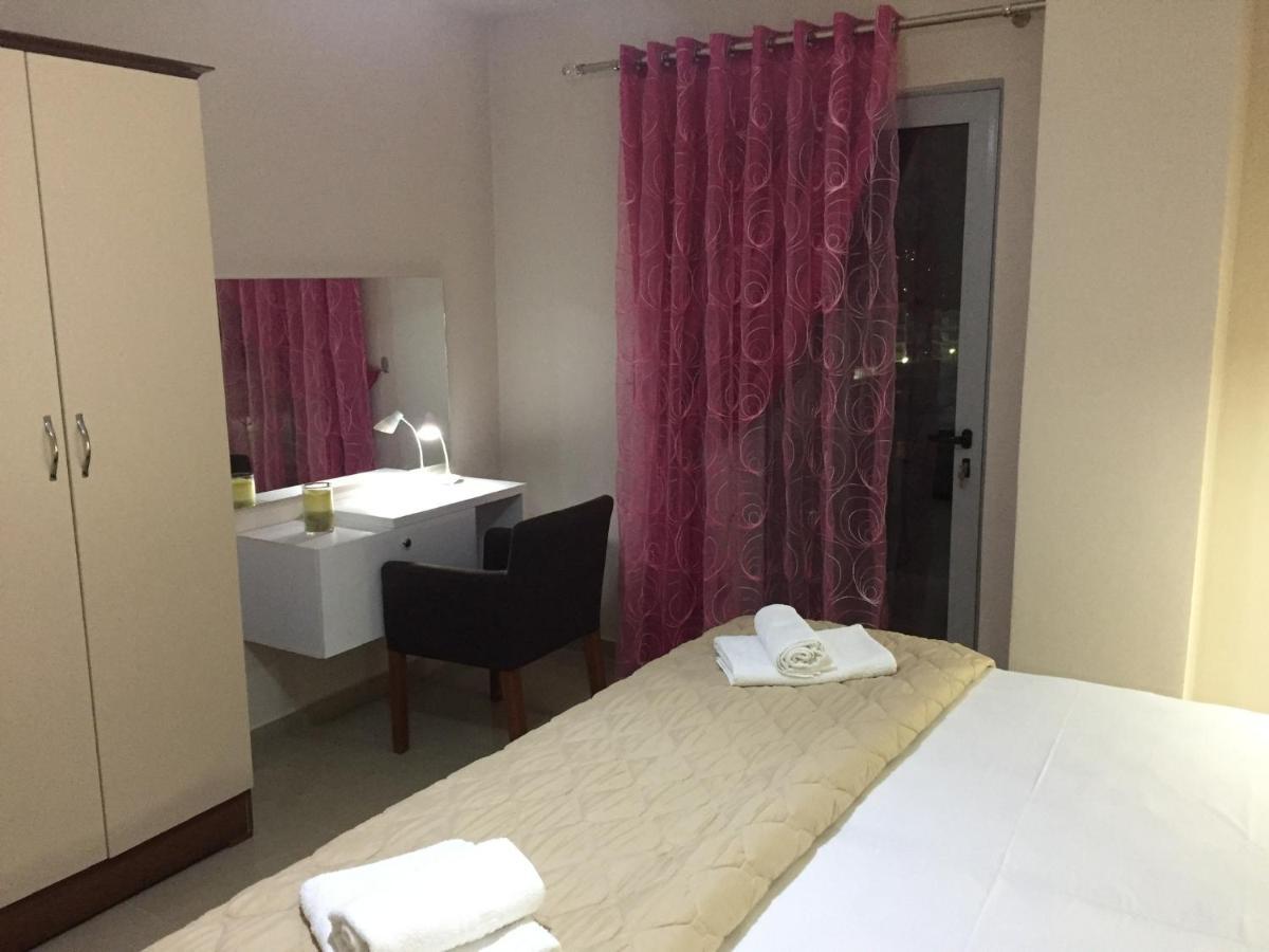 Guest'S Apartament Pogradec Bagian luar foto
